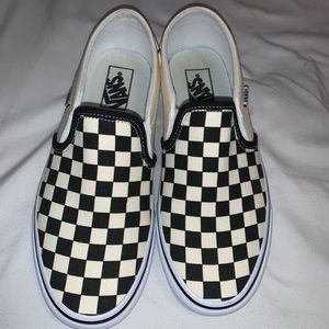 black and white checkerboard vans